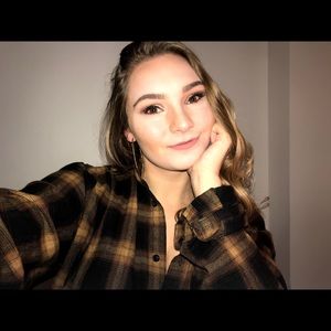 Meet your Posher, Nicole